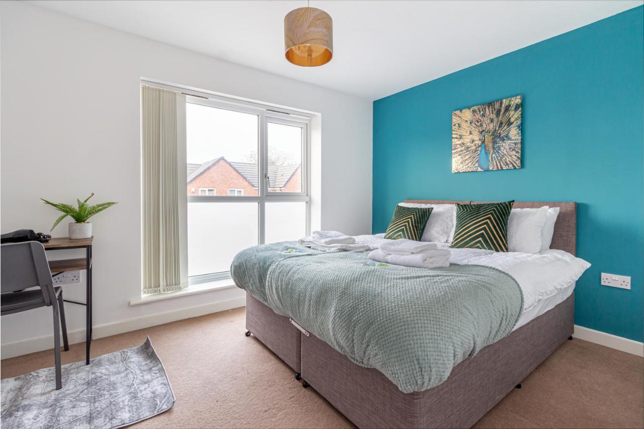 Liberty House - Perfect For Contractors - 2 Off-Road Parking Spaces Wolverhampton Eksteriør bilde